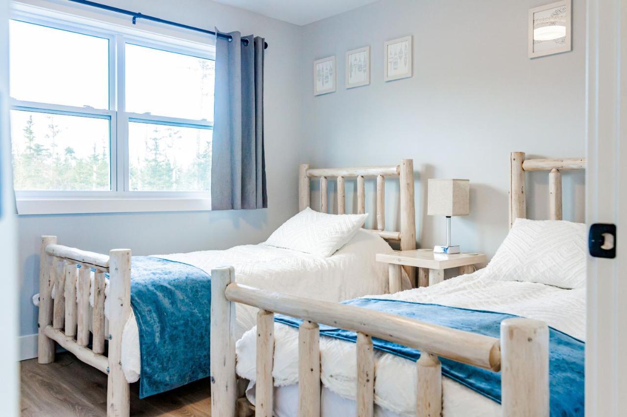 Head of Jeddore New English Point Oceanfront Living With Hot Tub 아파트 외부 사진