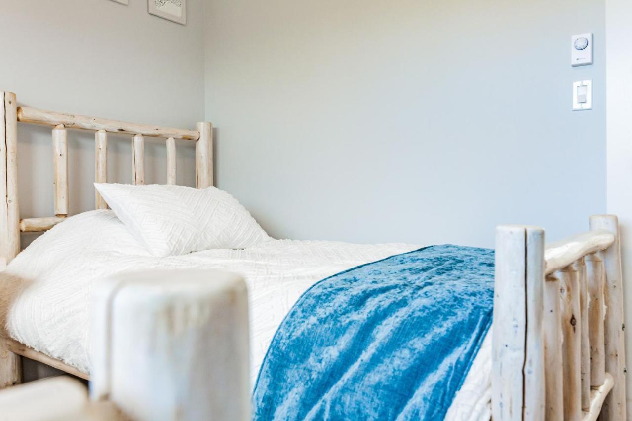 Head of Jeddore New English Point Oceanfront Living With Hot Tub 아파트 외부 사진